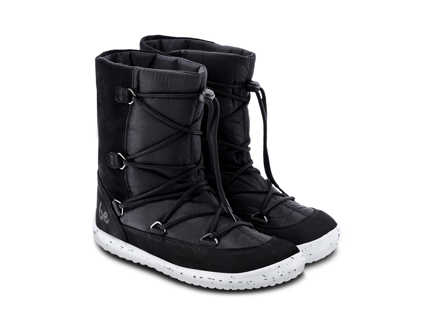 Detské zimné barefoot topánky Be Lenka Snowfox Kids 2.0 - Black.





























.insulation-properies{display:flex}@media(max-width:991px){.insulation-properies{flex-direction:column}}﻿﻿﻿﻿





























barefoot topánky dokonale napodobňujú chodenie naboso, presne tak, ako to vymyslela prírodaBe Lenka Snowfox 2.0 udržia nohy vašich detí v teple vďaka podšívke z merina vlny a vlnymembrána umiestnená medzi podšívkou a zvrškomhydrofóbny nubuk po celom obvode topánky proti oderudômyselné šnurovanie doplnené o stoper na reguláciu dotiahnutiastielka je vybavená hliníkovou vrstvou, ktorá zabraňuje prenikaniu chladu do topánkypodošva (6 mm) je čiastočne vyrobená z gumového odpaduimpregnáciou zlepšíte vodoodpudivosť topánky a uľahčíte údržbu
Hlavné atribúty barefoot obuvi
Široký priestor pre prstyTenká a flexibilná podrážkaPäta a špička sú v jednej rovineĽahká obuvPodošva KidsComfort vďaka svojim výstupkom zaručuje dokonalú stabilitu a kontrolu kroku pri každodennom pohybe
Druh obuvi: vychádzková obuv