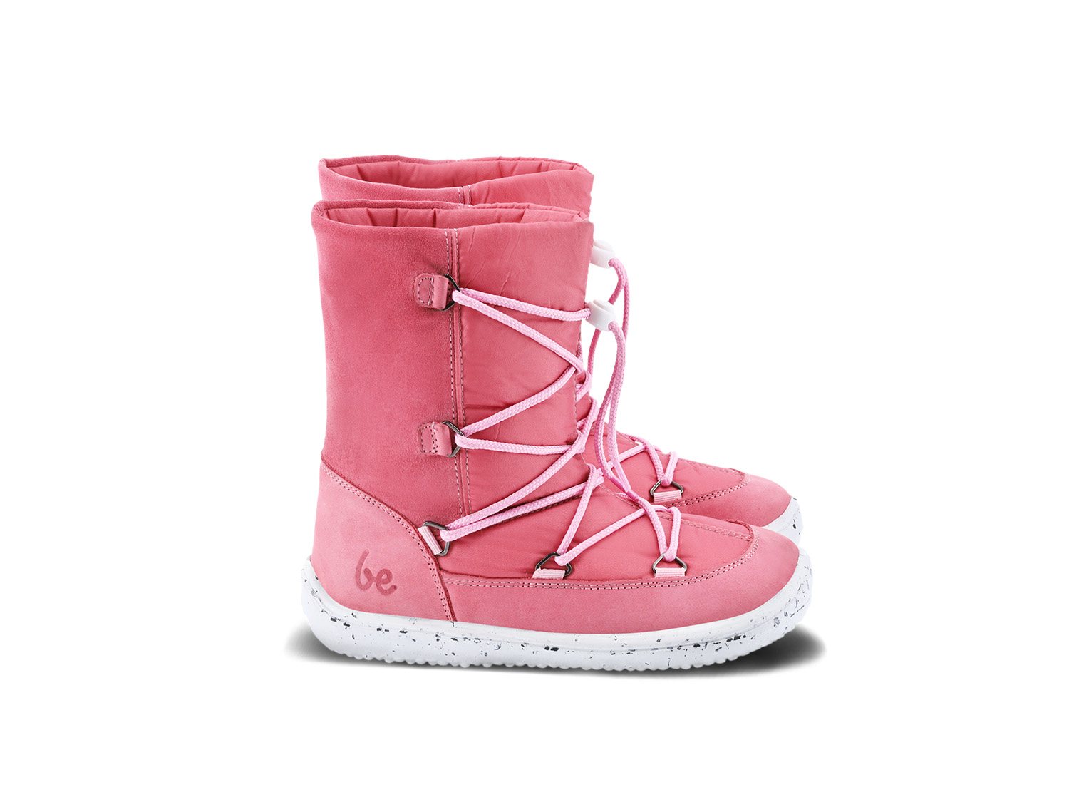 Detské zimné barefoot topánky Be Lenka Snowfox Kids 2.0 - Rose Pink.

































.insulation-properies{display:flex}@media(max-width:991px){.insulation-properies{flex-direction:column}}﻿﻿﻿﻿

































barefoot topánky dokonale napodobňujú chodenie naboso, presne tak, ako to vymyslela prírodaBe Lenka Snowfox 2.0 udržia nohy vašich detí v teple vďaka podšívke z merina vlny a vlnymembrána umiestnená medzi podšívkou a zvrškomhydrofóbny nubuk po celom obvode topánky proti oderudômyselné šnurovanie doplnené o stoper na reguláciu dotiahnutiastielka je vybavená hliníkovou vrstvou, ktorá zabraňuje prenikaniu chladu do topánkypodošva (6 mm) je čiastočne vyrobená z gumového odpaduimpregnáciou zlepšíte vodoodpudivosť topánky a uľahčíte údržbuPodošva KidsComfort vďaka svojim výstupkom zaručuje dokonalú stabilitu a kontrolu kroku pri každodennom pohybe
Hlavné atribúty barefoot obuvi
Široký priestor pre prstyTenká a flexibilná podrážkaPäta a špička sú v jednej rovineĽahká obuv
Druh obuvi: vychádzková obuv